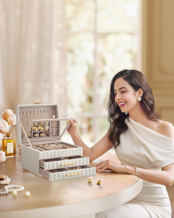 SONGMICS Cutie de bijuterii pe 3 nivele, cu oglinda si tavi detasabile, 22x24x16 cm, alb crem [1]