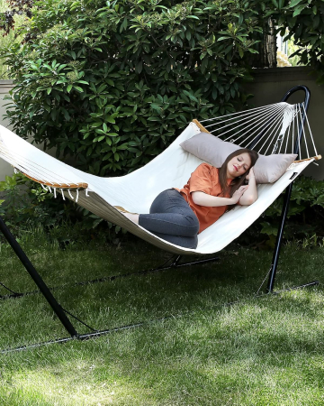 Hamac dublu cu bare curbate din bambus, perna inclusa, maxim 225 kg, 200x140 cm, crem [7]