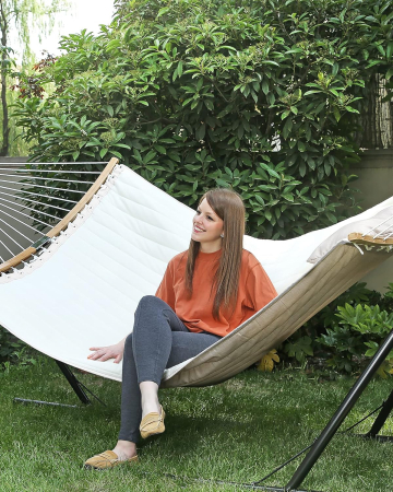 Hamac dublu cu bare curbate din bambus, perna inclusa, maxim 225 kg, 200x140 cm, crem [6]