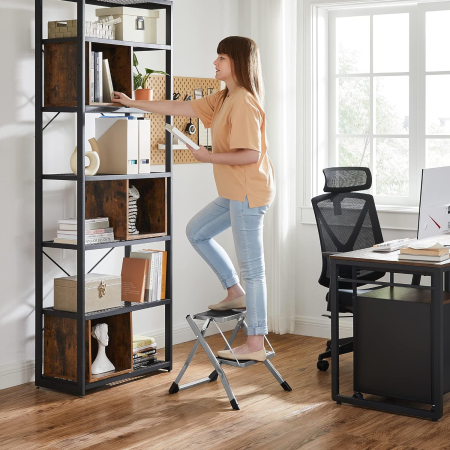 SONGMICS Scara pliabila cu 2 trepte, cauciuc antiderapant, cu maner, sarcina 150 kg, otel, 50x60x44cm, gri si negru [2]