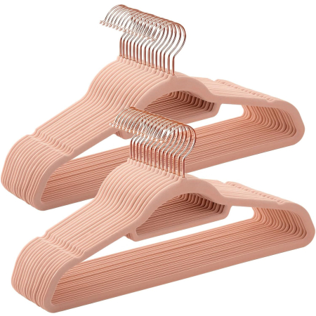 Organizare - SONGMICS Set de 30 de umerase pentru haine, anti-alunecare cu catifea, bara de cravata si carlig pivotant, 43,5 cm, roz
