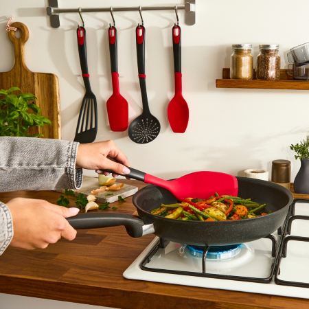 Spatula Tefal Ingenio+ K1984234, rezistenta la temperaturi inalte, compatibilitate cu masina de spalat vase, silicon, rosu & negru [10]