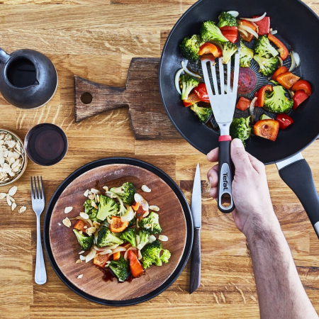 Tigaie Wok Unlimited G2551972, 28 cm, invelis antiaderent 100% sigur, Titanium Anti-Scratch, Thermo-Signal™, baza Thermo-Fusion™, aluminiu, neg [5]