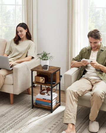 VASAGLE Noptiera cu prize si USB, 3 rafturi, stil industrial, 30x34x58 cm, maro rustic [1]