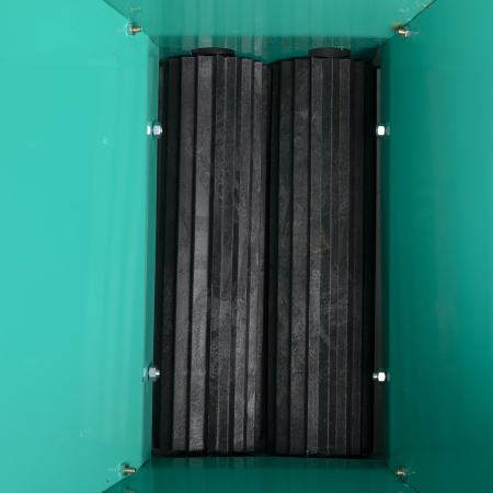 Zdrobitor STRUGURI cu cadru verde Micul Fermier [1]