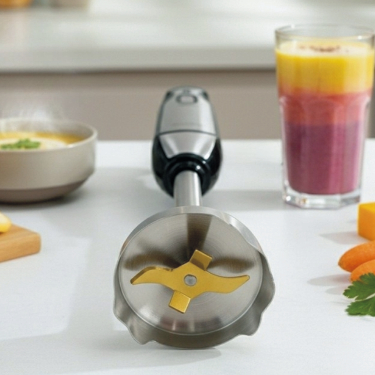 Blender de mana HAEGER EXTREME CUP 1000, Putere 1000 W, Lame din titan 5,4 cm, Pahar gradat inclus [2]