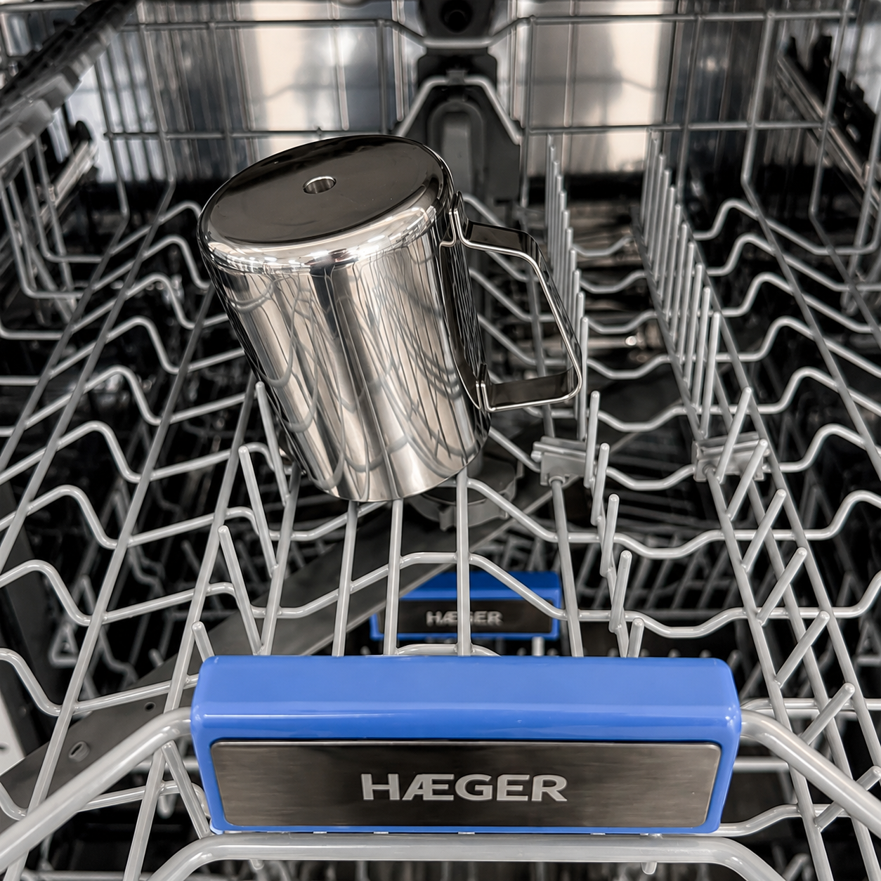 Spumator de lapte 3-in-1 HAEGER SUPER FOAM, Putere 600W, Capacitate 250ml spuma / 500ml incalzire, Functie 3in1 spuma calda-rece-incalzire, Spuma fina in 100 secunde, inox [3]