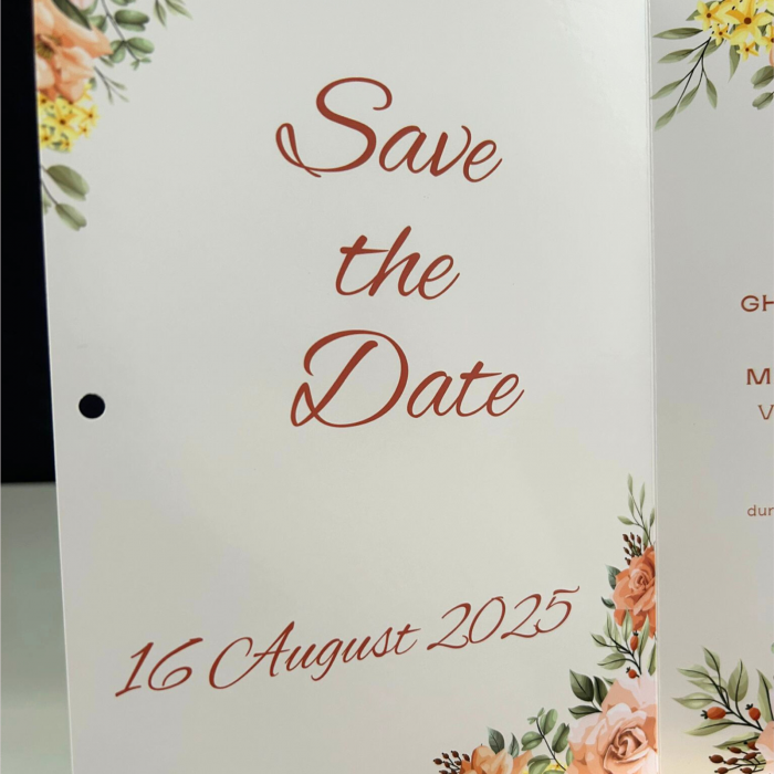 Invitație de nuntă pliabilă cu design floral [4]
