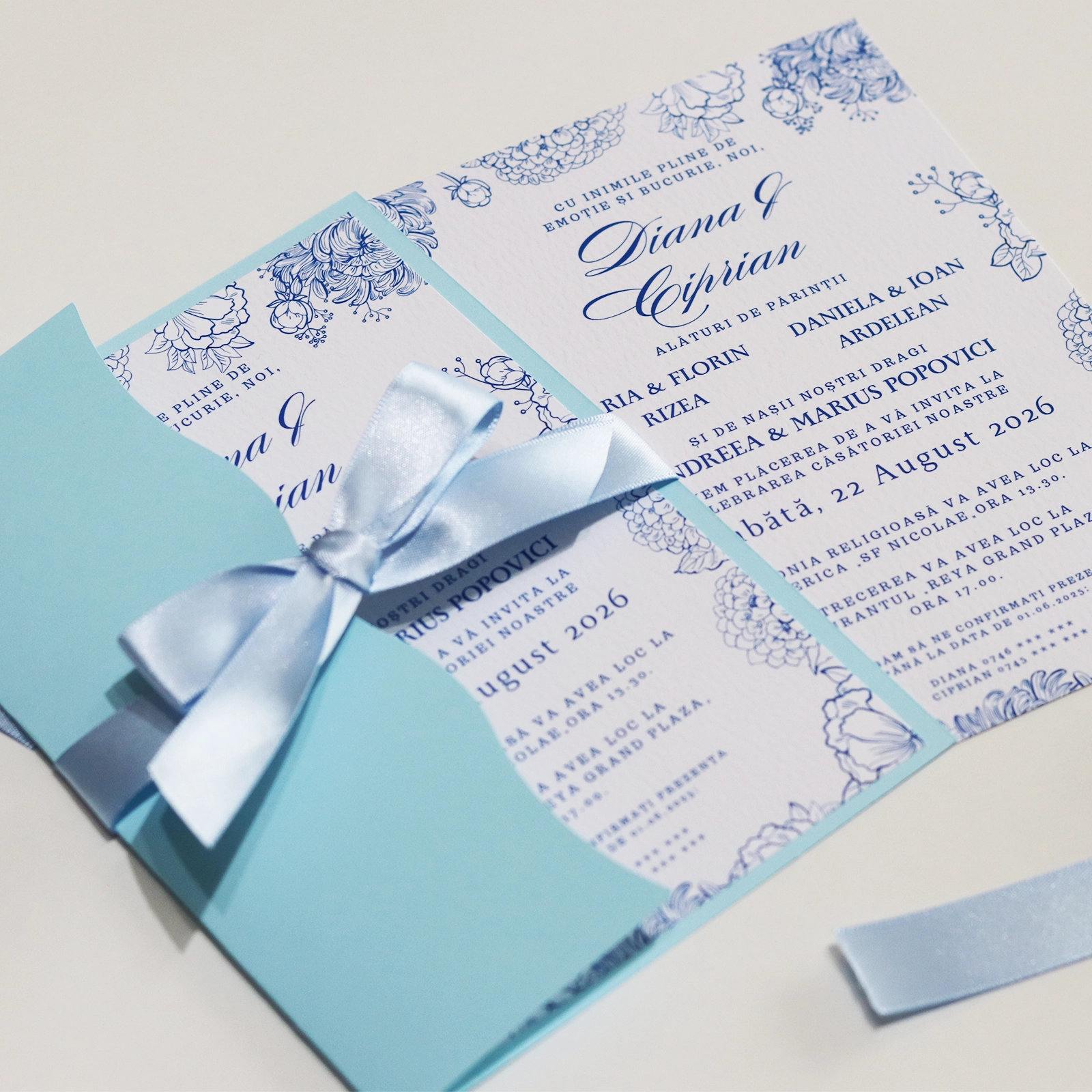 Invitație nuntă, model floral albastru cu plic [3]