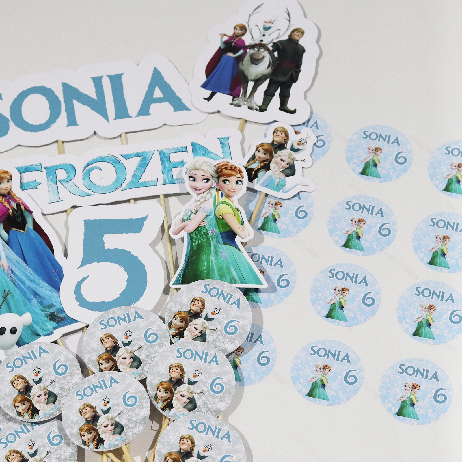 Kit petrecere Frozen personalizat [4]