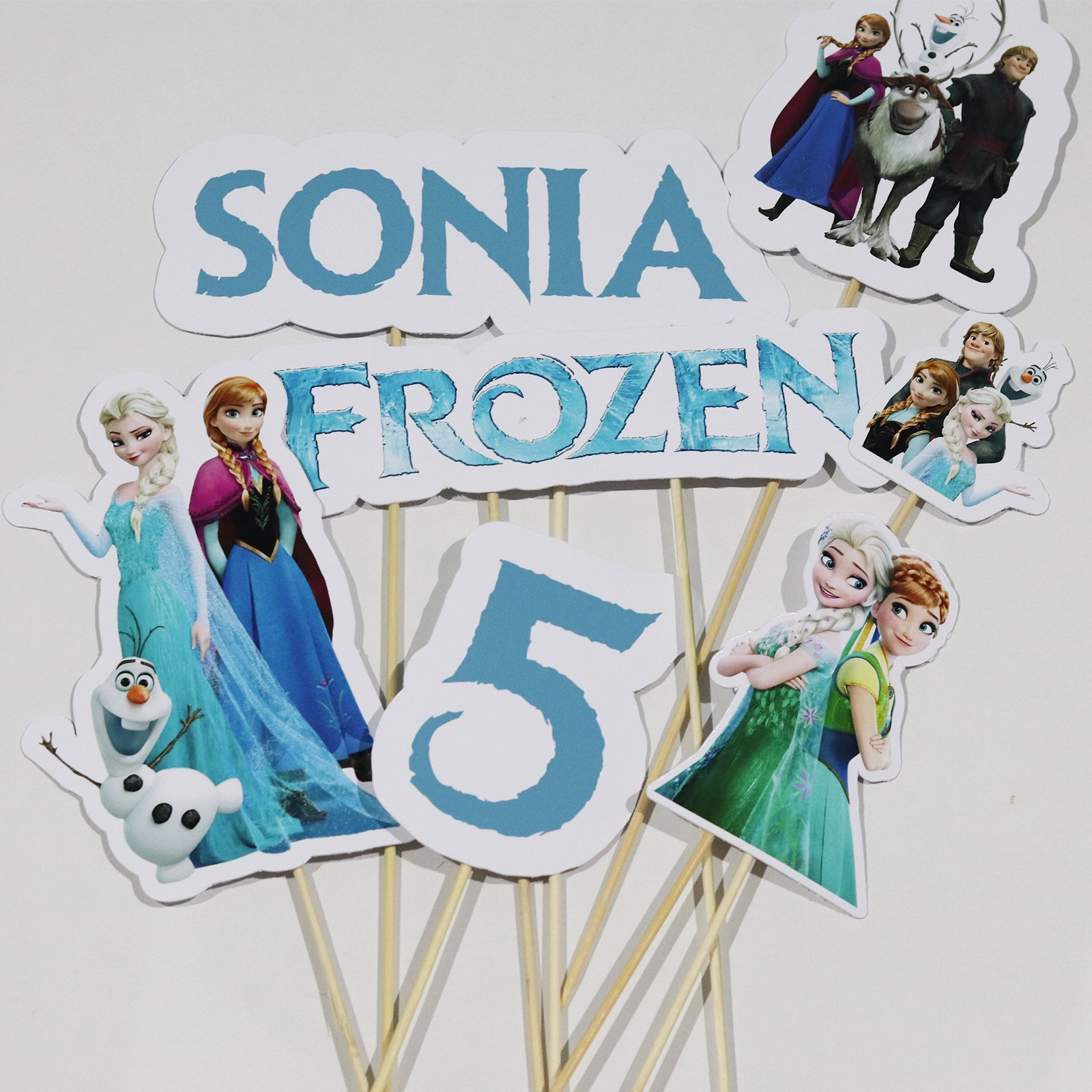 Kit petrecere Frozen personalizat [6]