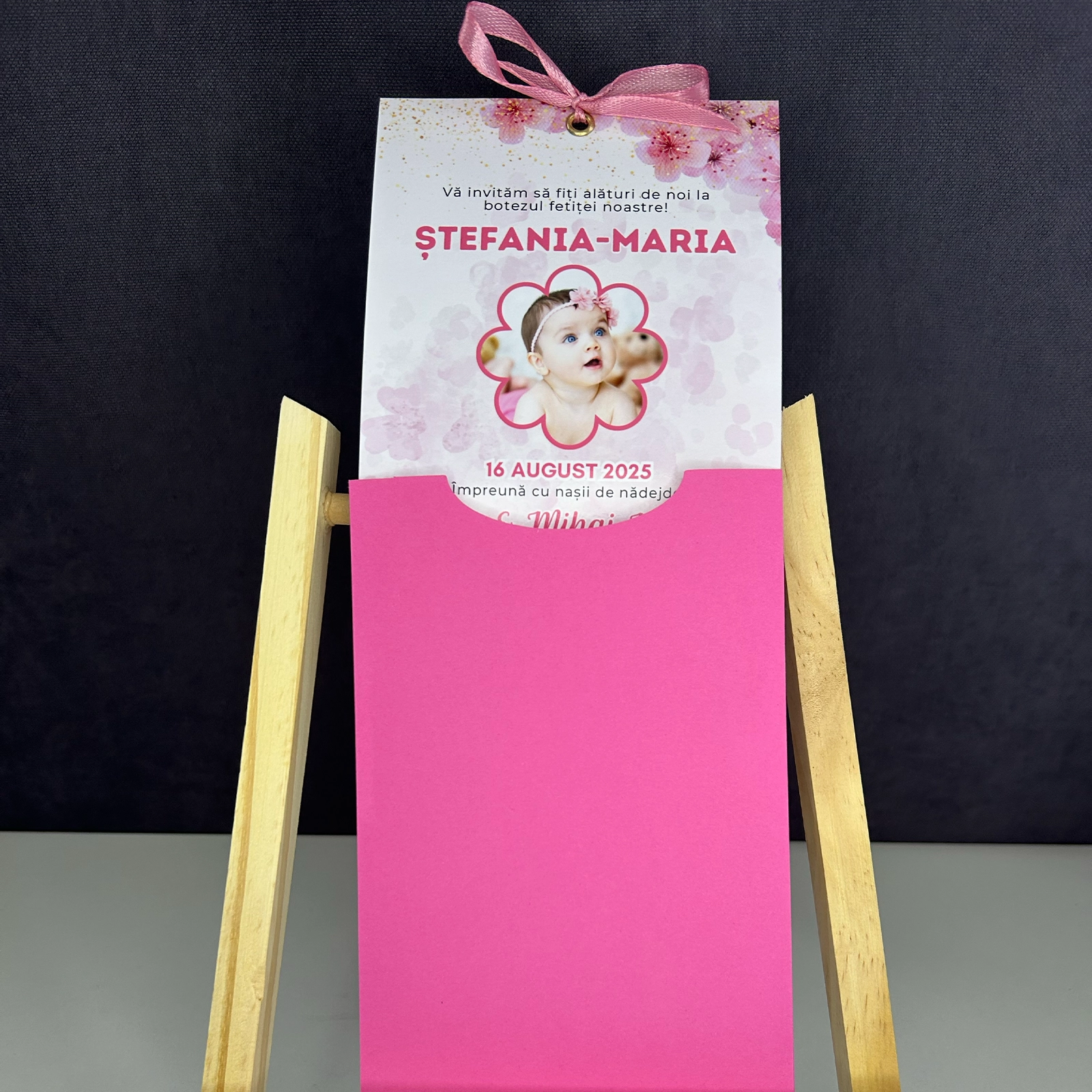 Invitație botez cu plic roz și poză [1]