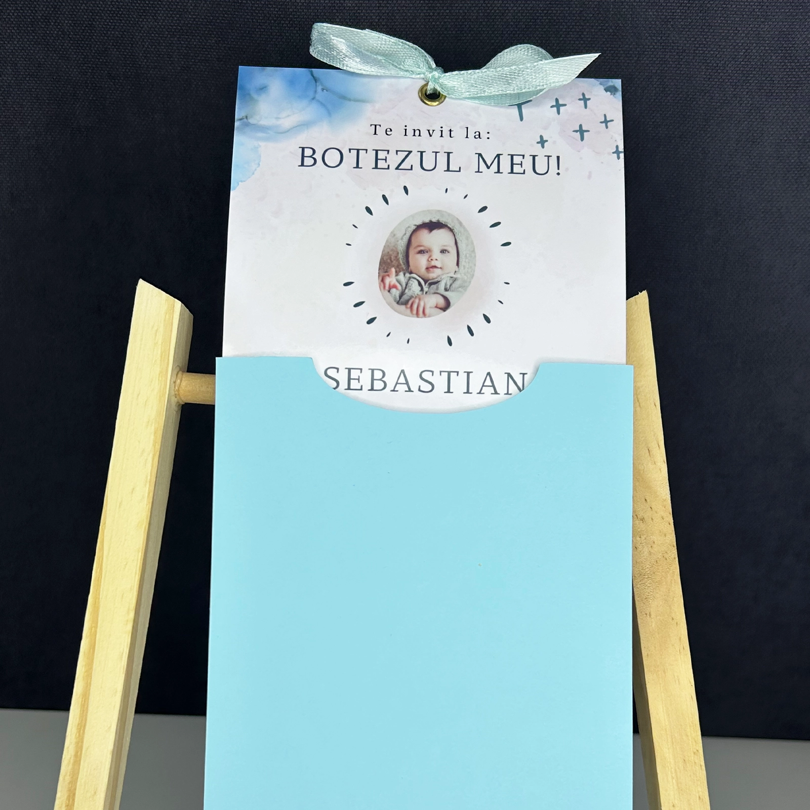 Invitație botez cu poză și plic albastru [1]