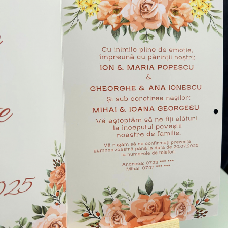 Invitație de nuntă pliabilă cu design floral [4]