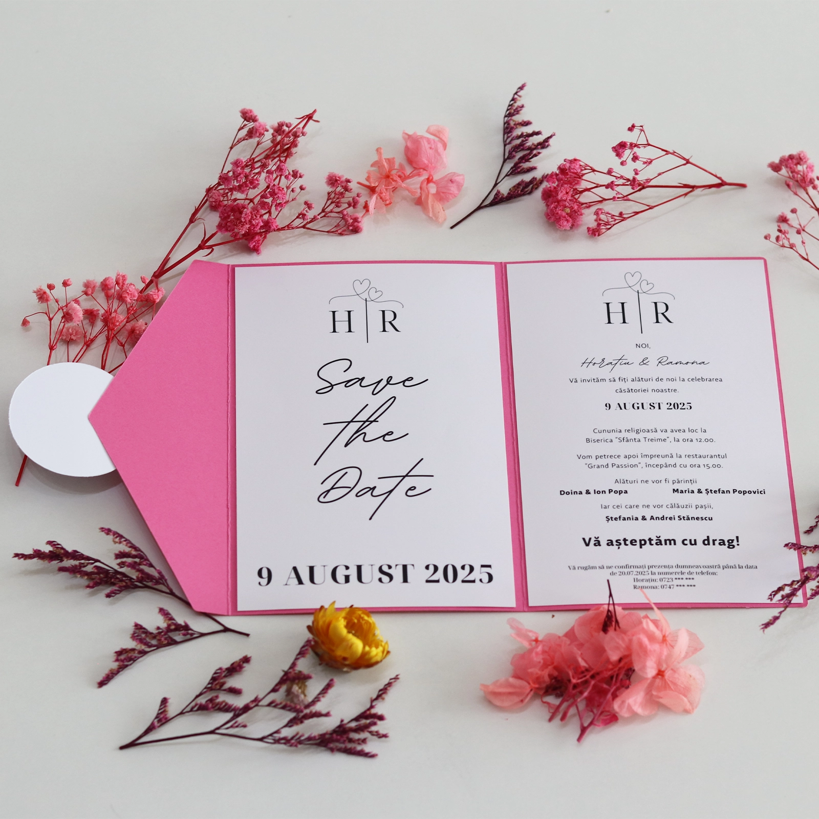 Invitație de nuntă pliabilă cu toc roz [5]