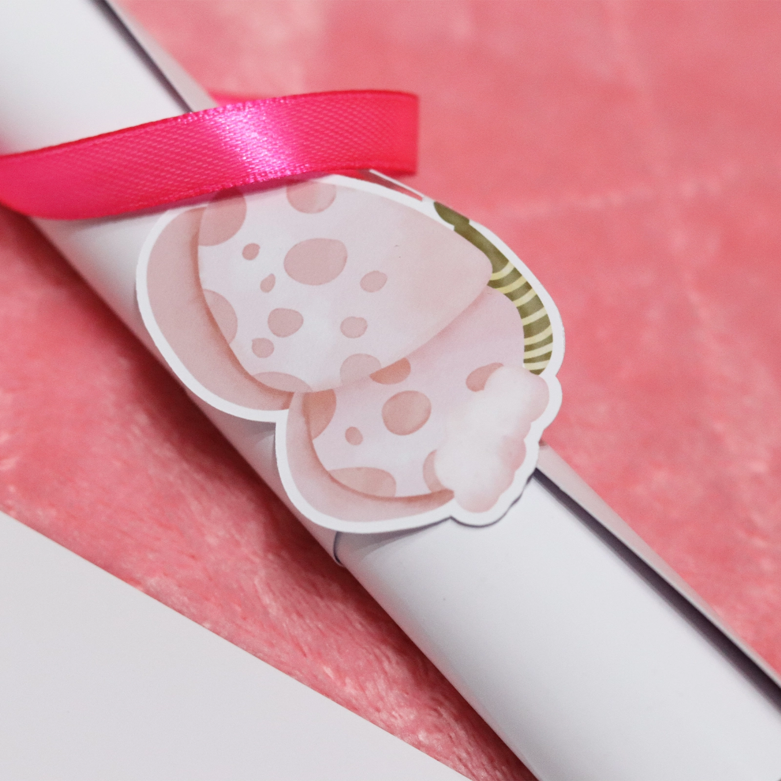 Invitație papirus botez, roz cu fluturi [1]