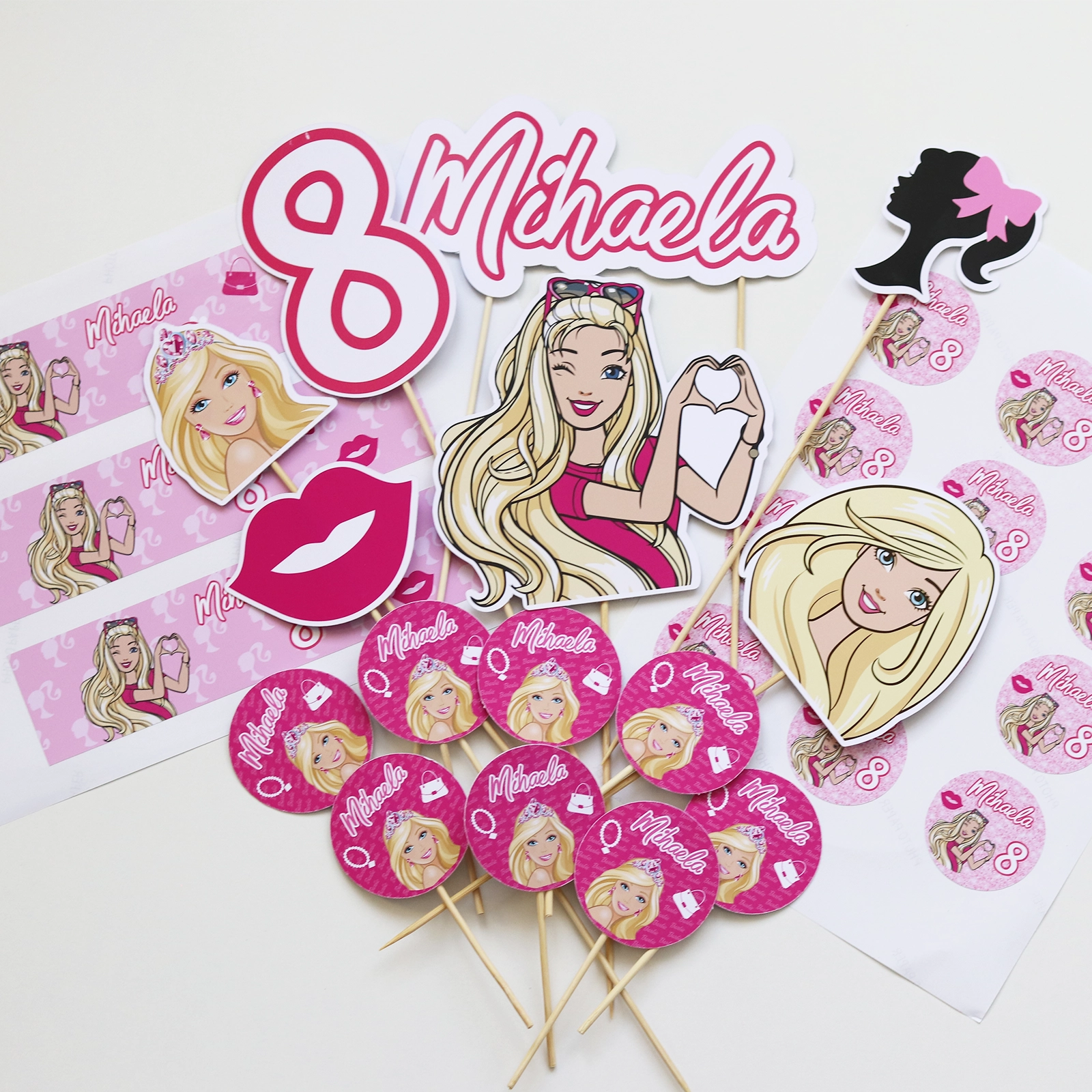 Seturi petrecere - Kit petrecere Barbie personalizat