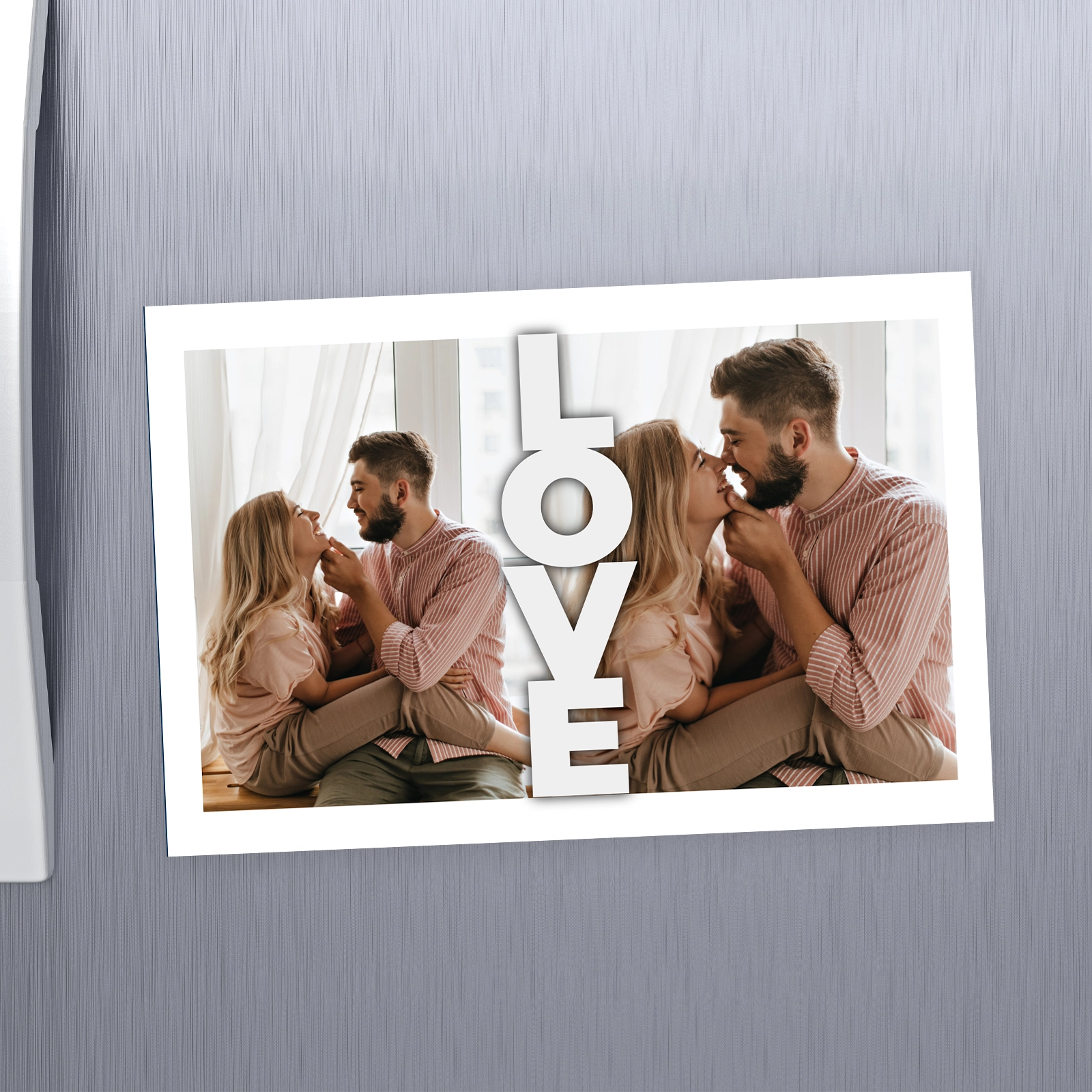 Cadouri - Magnet personalizat Love cu două poze