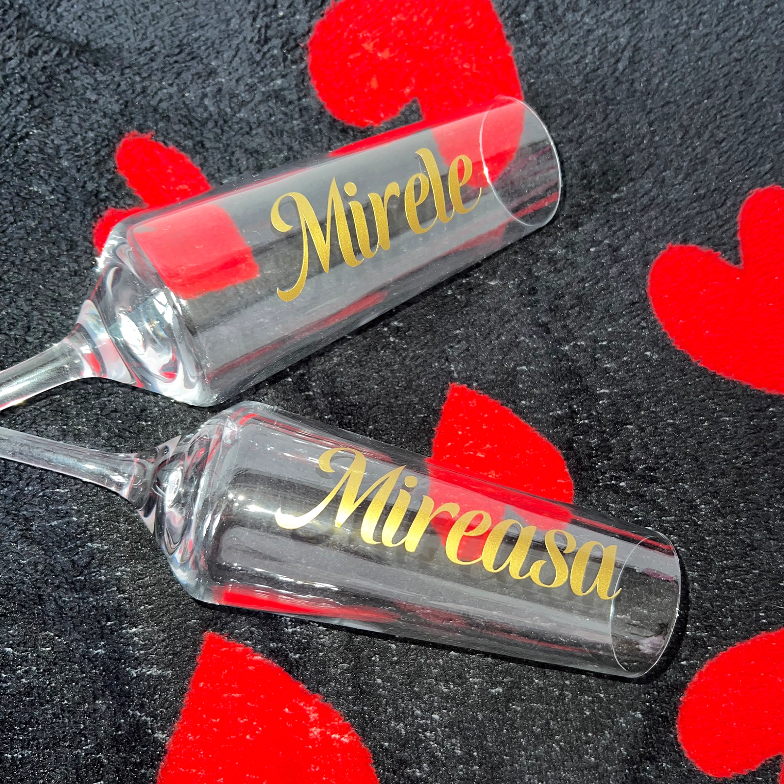 Pahare nuntă personalizate - pahare-pentru-sampanie-personalizate-pentru-nunta