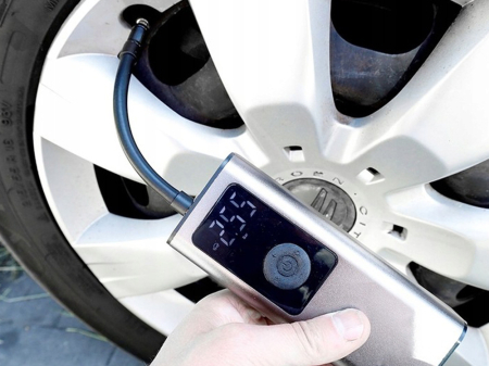 Compresor auto portabil pentru masina, 3 in 1 [7]