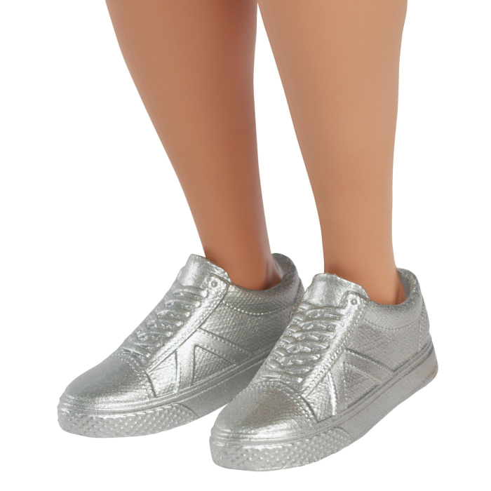 BARBIE PAPUSA BAIAT FASHIONISTAS BRUNET CU MAIOU OMBRE SI PANTALONI SCURTI DE BLUGI [6]