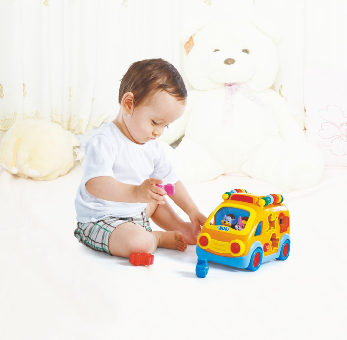 CAMIONETA CU FORME SUNETE SI LUMINI [3]