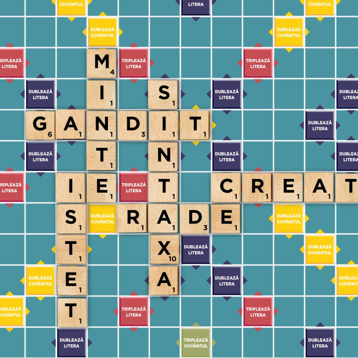 JOC SCRABBLE 2 IN 1 DIN LEMN IN LIMBA ROMANA [12]