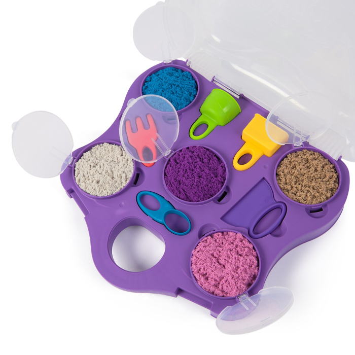 KINETIC SAND SET GEANTA PENTRU PLAJA VARIETY CASE [10]