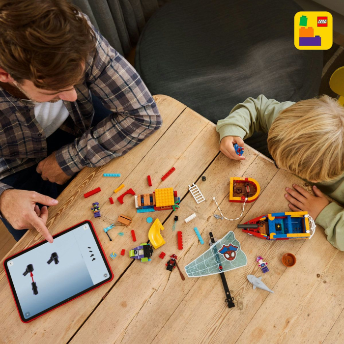 LEGO MARVEL CORABIA DE PIRATI A ECHIPEI LUI SPIDEY 11208 [4]