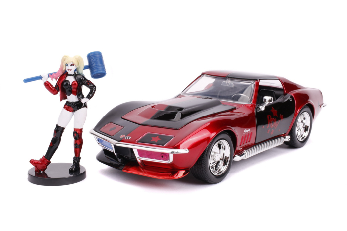 MASINUTA DIN METAL HARLEY QUINN 1969 CHEVY CORVETTE SCARA 1:24 [2]