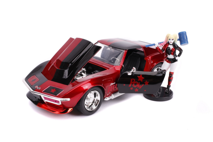 MASINUTA DIN METAL HARLEY QUINN 1969 CHEVY CORVETTE SCARA 1:24 [7]