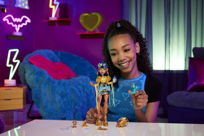 MONSTER HIGH PAPUSA CLEO DENILE SI COBRA HISSETTE [3]