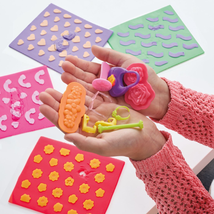 PLAY DOH BARBIE SET PLASTELINA CREATII VESTIMENTARE FLORALE [7]