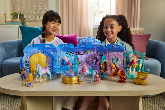 UNICORN ACADEMY SET DE JOACA FANTANA SI GRAJD STARGLOW SI UNICORNUL WILDSTAR [3]