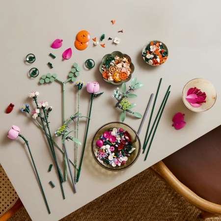 LEGO BOTANICALS BUCHET DE FLORI ROZ 10342 [14]