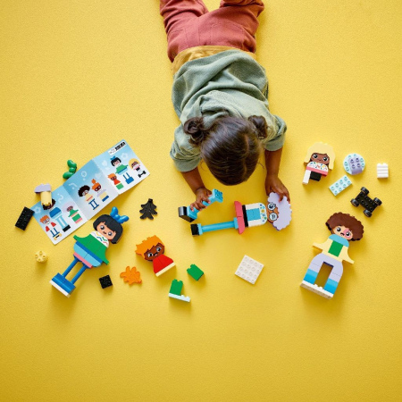 LEGO DUPLO OAMENI CONSTRUIBILI CU EMOTII MARI 10423 [3]