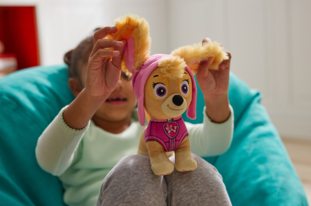 PATRULA CATELUSILOR JUCARIE DE PLUS SKYE 17CM [2]