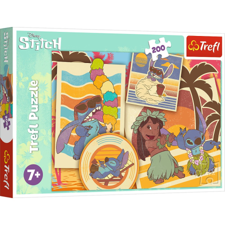 Noutati - PUZZLE TREFL 200 STITCH LA PLAJA CU LILO SI STITCH
