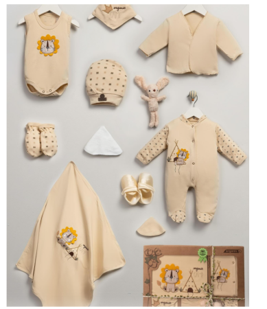 Haine bebe baietei - Set 10 piese, 0-3 Luni, Bumbac organic, Cu Cadou Jucărie
