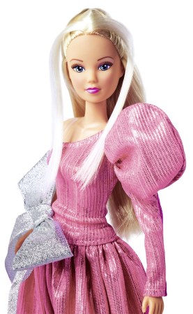 STEFFI LOVE PAPUSA STEFFI IN TINUTA DE GALA [2]