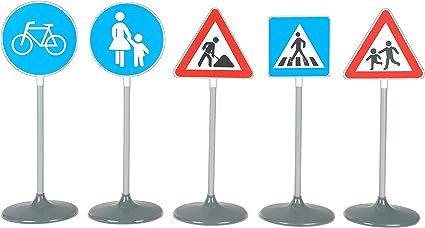 Set ce contine 5 semne diferite de circulatie [1]