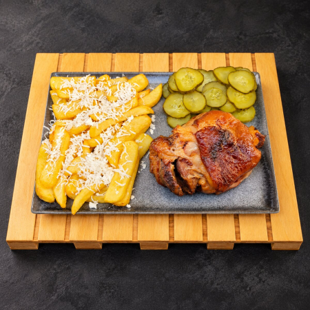 Meniuri - Meniu ciolan de porc cu cartofi și murături