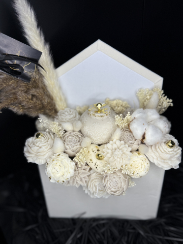 Aranjamente florale din ceară naturală - Aranjament floral din ceară naturală Amorelle