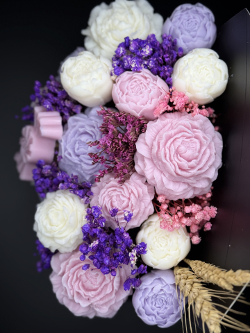 Aranjament floral din ceară naturală Petalia [1]