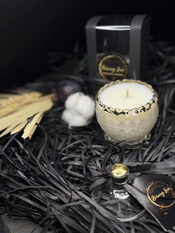 Lumânare parfumată  Chic Black Plum&Rhubarb [1]