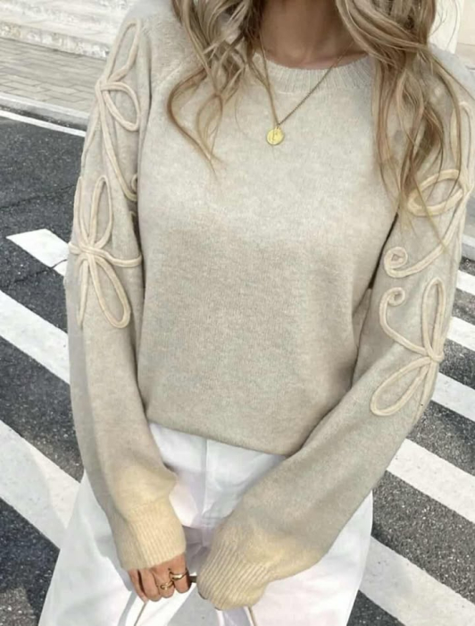 Pulover dama cu aplicatii florale [2]