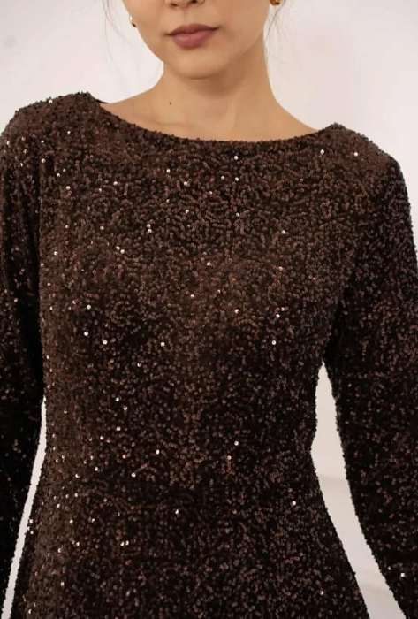 Rochie midi elegantă cu paiete – nuanță ciocolatiu închis [5]