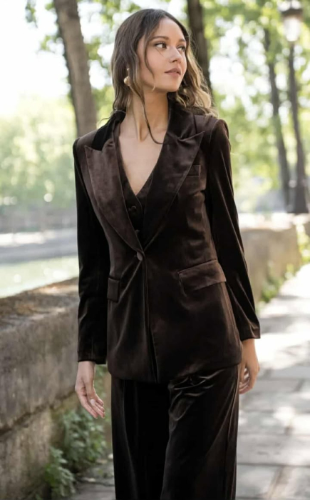 Sacou elegant din catifea maro [5]