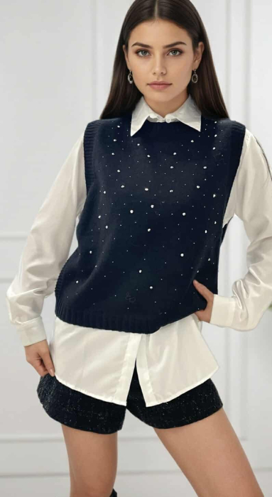 Vesta tricot neagra cu pietre aplicate [2]