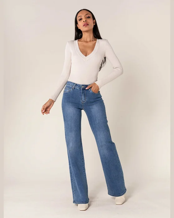 Blugi - Blugi albastri dama evazati, elastici